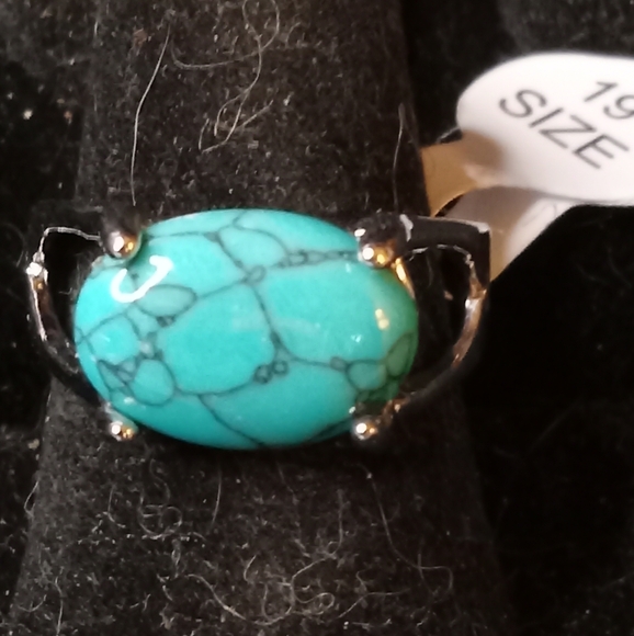 BLOWOUT PRICING Natural Stone And Gold Tone ring for women Size 8.5 - Picture 2 of 6